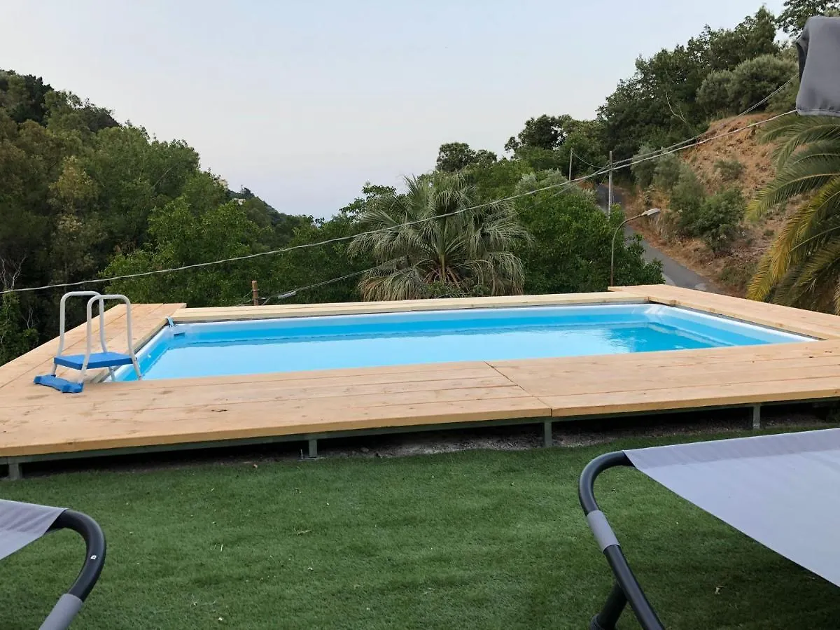 Al Mulino Bed & Breakfast Montagnareale 0*,  Italy